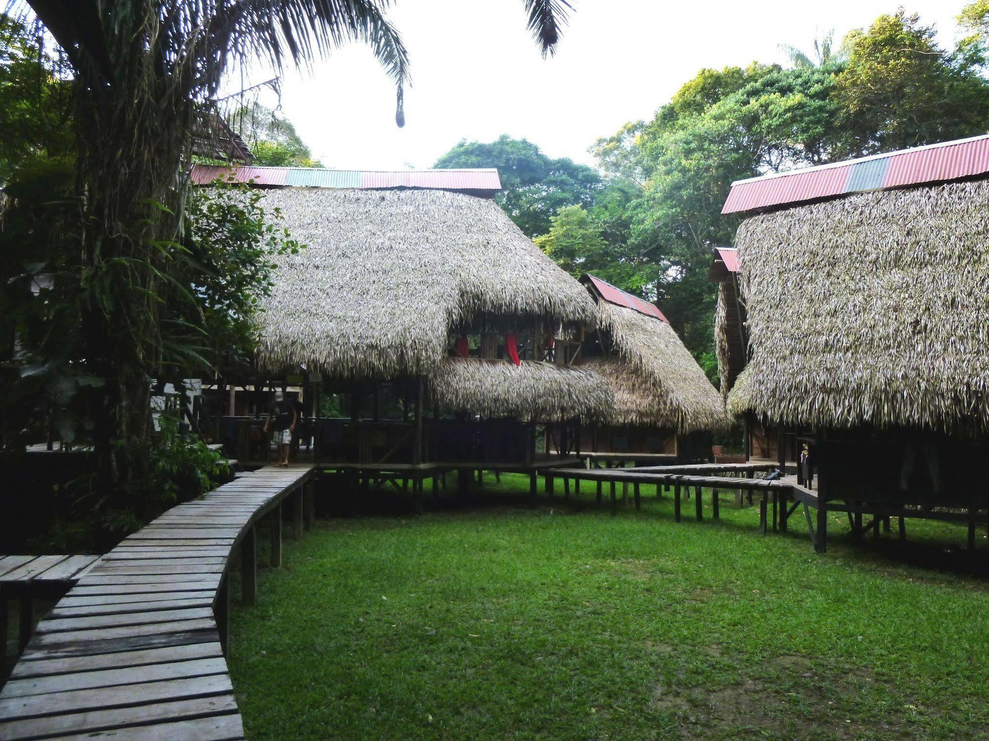 Jamu Lodge Puerto Montufar 외부 사진