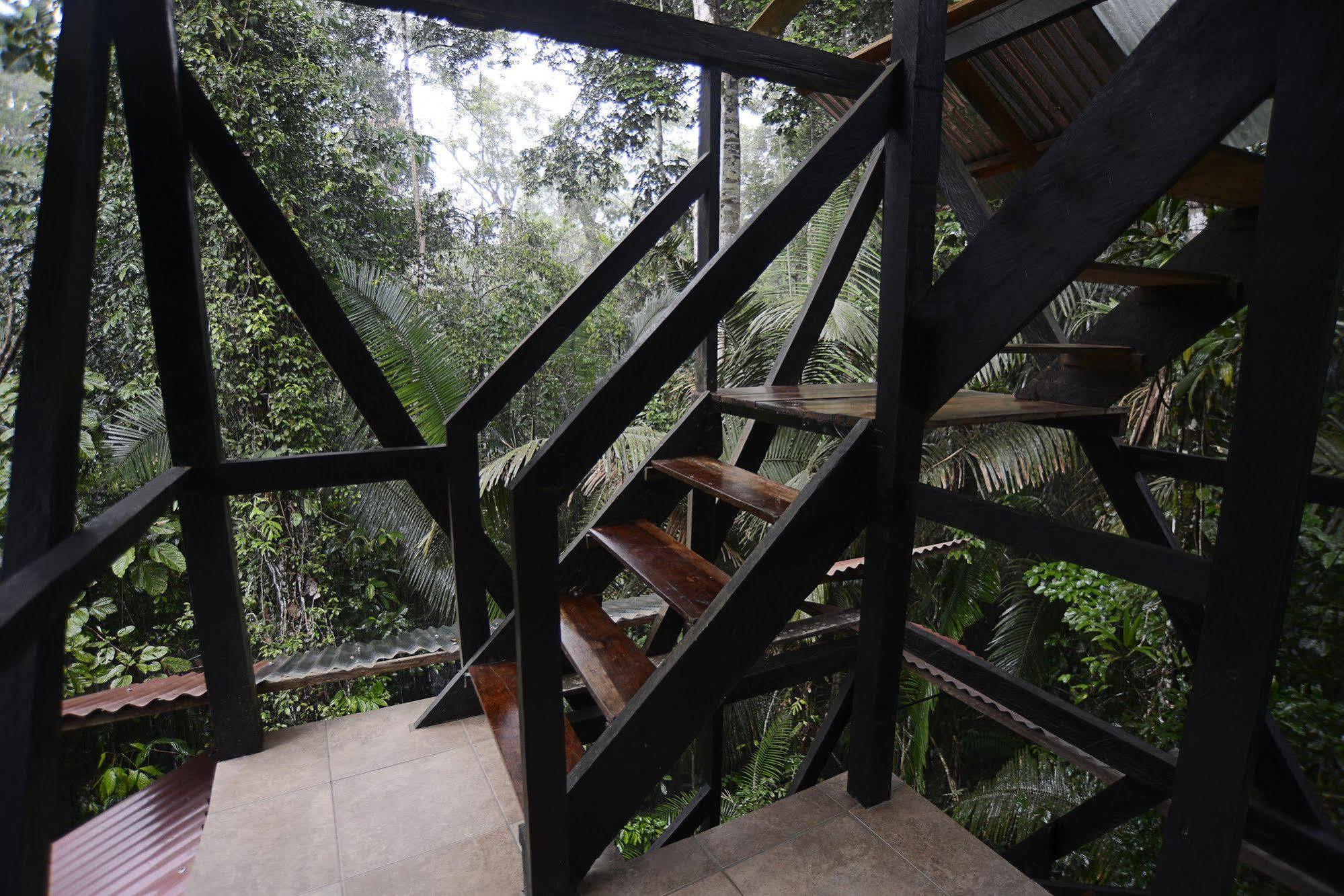 Jamu Lodge Puerto Montufar 외부 사진